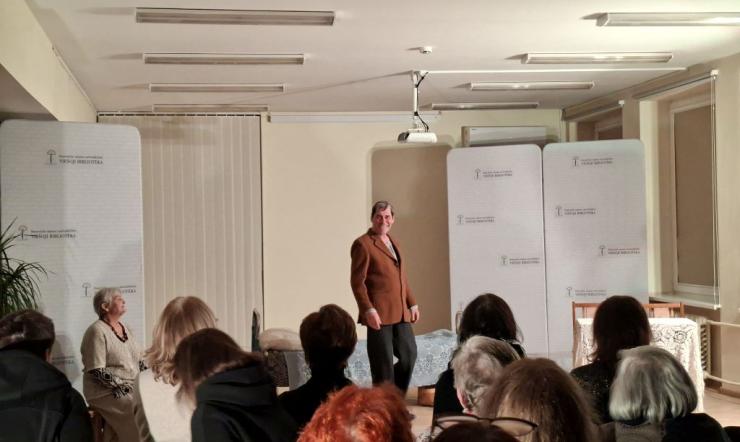 Prie langinių parodos – spektaklis  pagal Žemaitės kūrybą