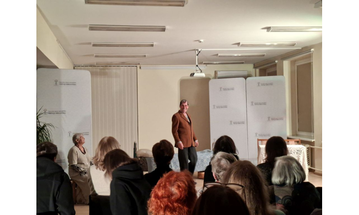 Prie langinių parodos – spektaklis  pagal Žemaitės kūrybą