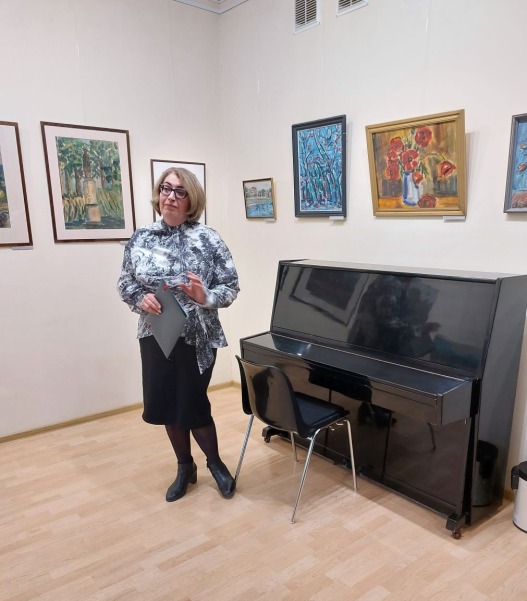 Renginio akimMuziejininkė R. Stružienėirkos