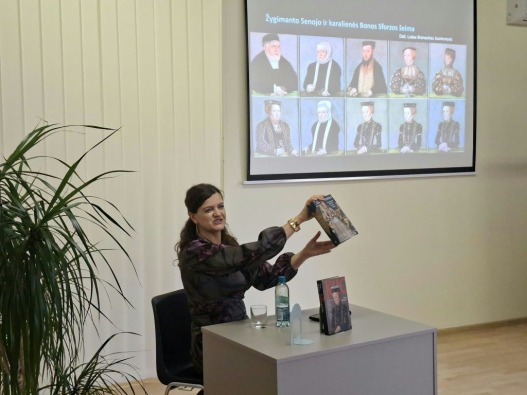 Ilona Skujaitė