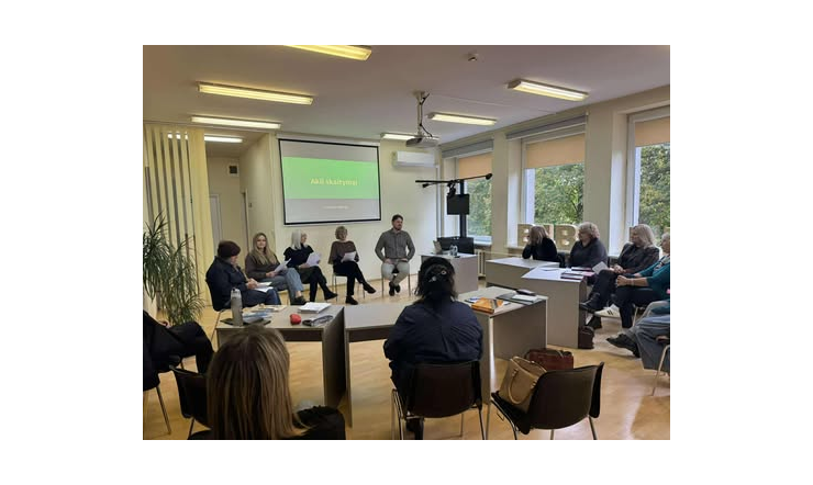 Kūrybiškos veiklos ir nauji metodai: mokymai suaugusiems