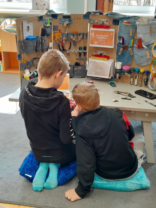 Krapštalyno dirbtuvėlės